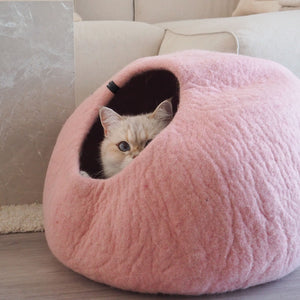 PEBBLE felt cave for cats