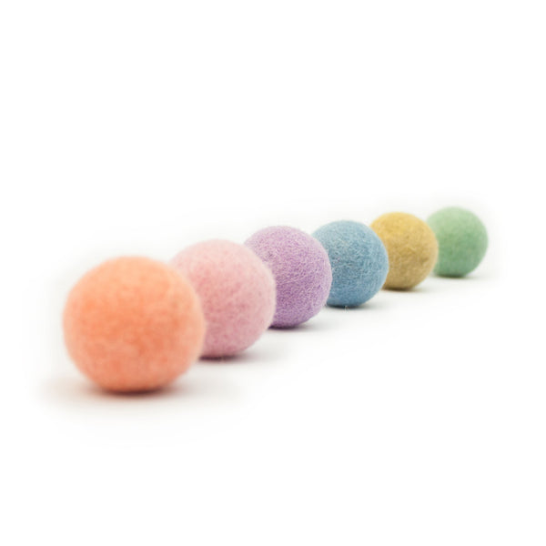 RAINBOW BALLS viltballetjes 6-delige set in pastelkleuren